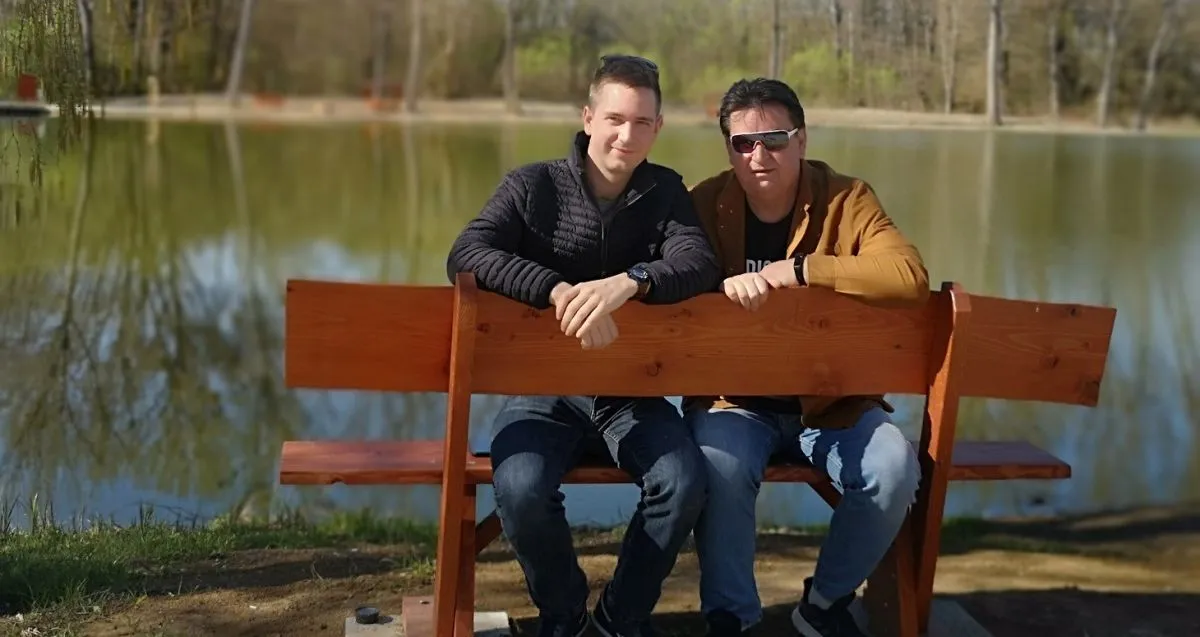 Sláger Tibó és fia