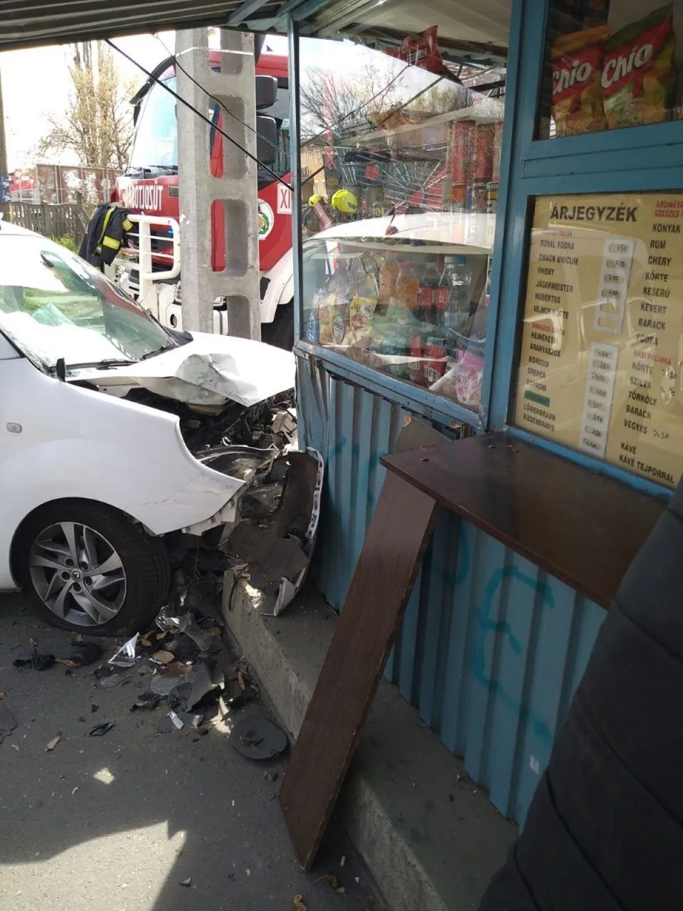 Baleset XIX. kerület, 2023. március 24., Fotó: Bors