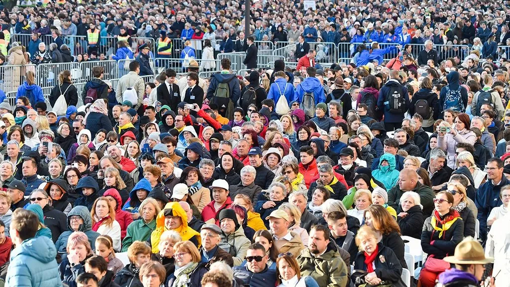 pápa, 20230430, szentmise