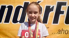 A 11 éves, izomsorvadásos Dórika álmát szeretnék idén valóra váltani a Tündérfutás szervezői