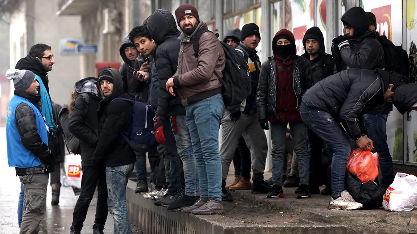 Profi csempészbandák garanciával szállítják a migránsokat