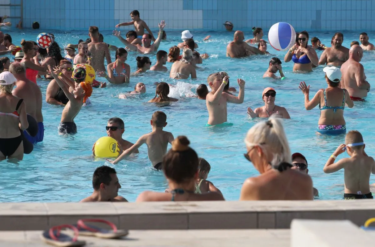 strand, fürdő, strandnyitás, strandolás, meleg, nyár