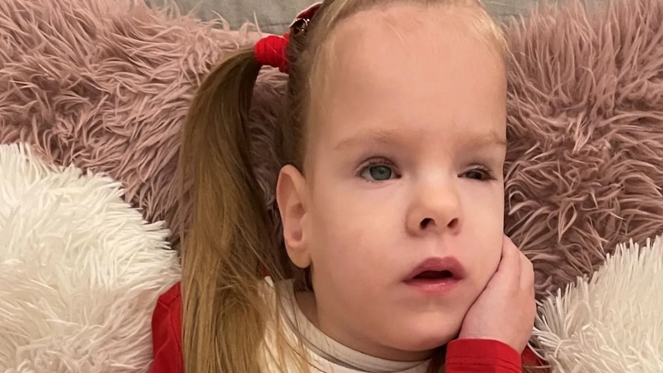 Az 5 éves Szofi végre kimondta az egyik legfontosabb szót