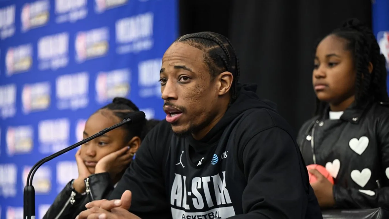 Halálos fenyegetéseket kap felnőttektől a 9 éves kislány