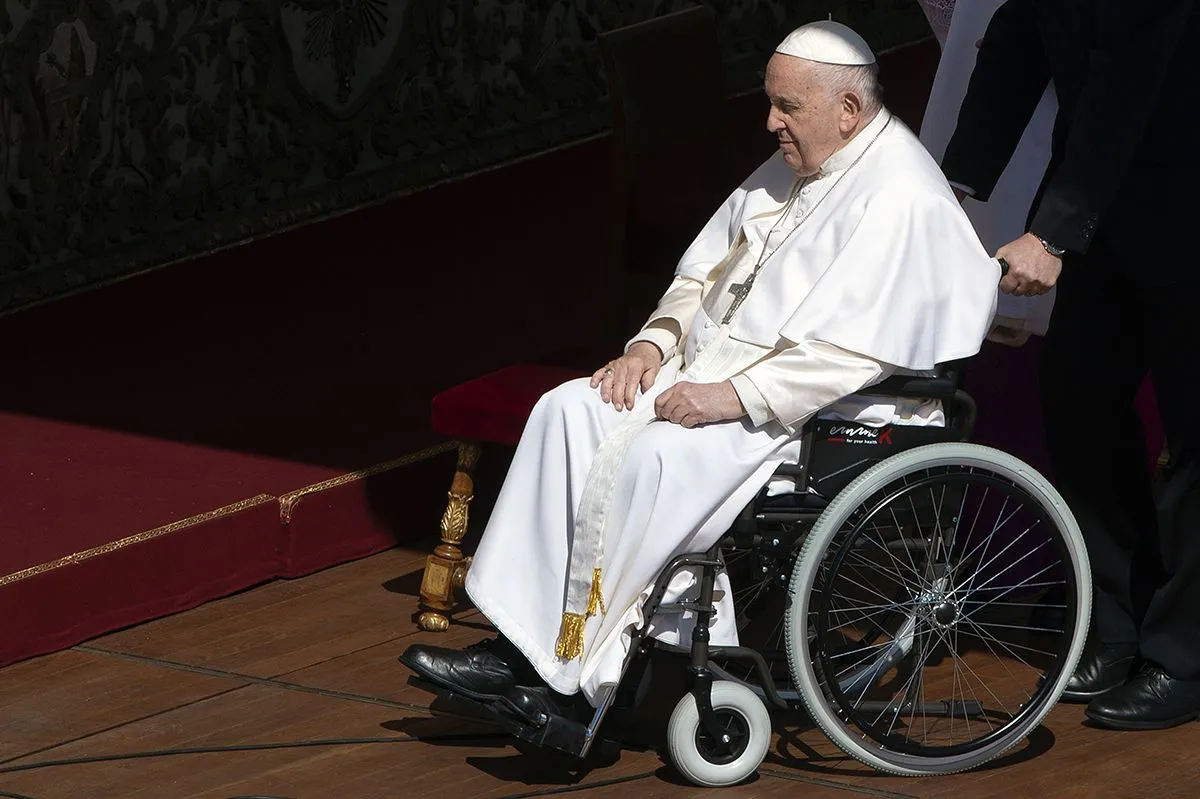 ITALY - POPE FRANCIS LEADS THE EASTER MASS IN SAINT PETER'S SQUARE AT THE VATICAN - 2023/4/9