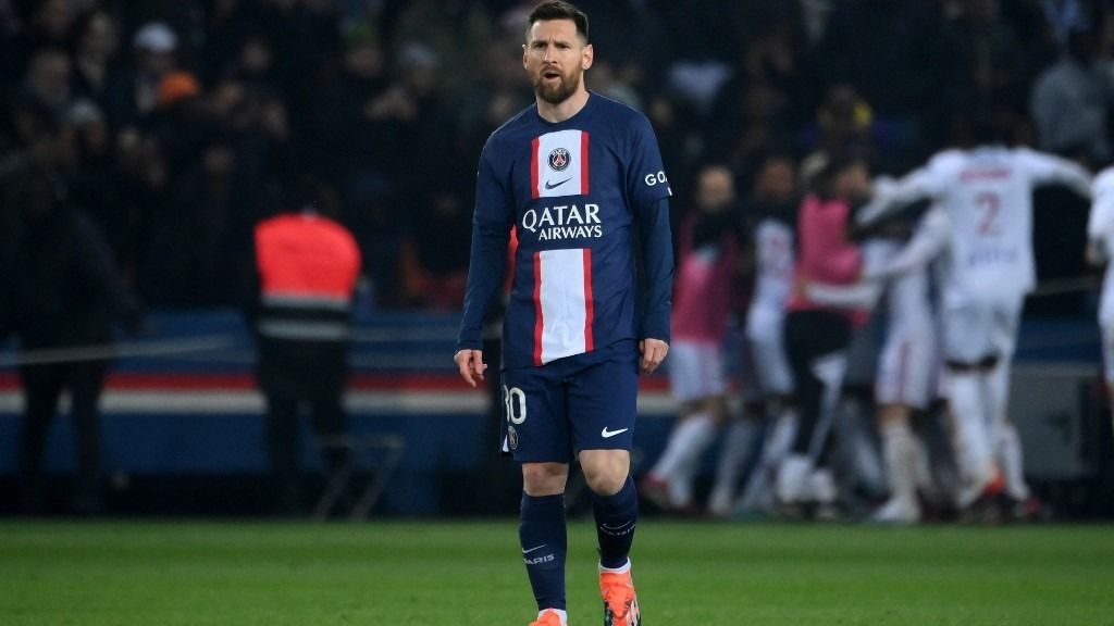 Messi csak szenved a PSG-vel együtt, a szurkolókn elegük van belőle
