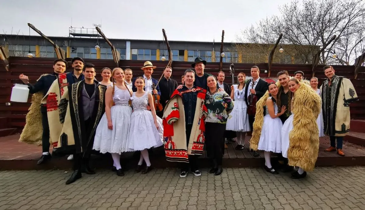 A Dal húsvéti adás, Duna, MTVA