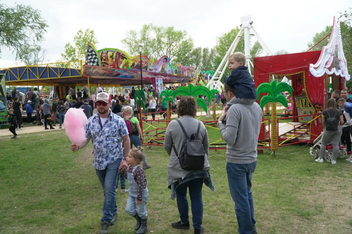 május 1, majális, munka ünnepe