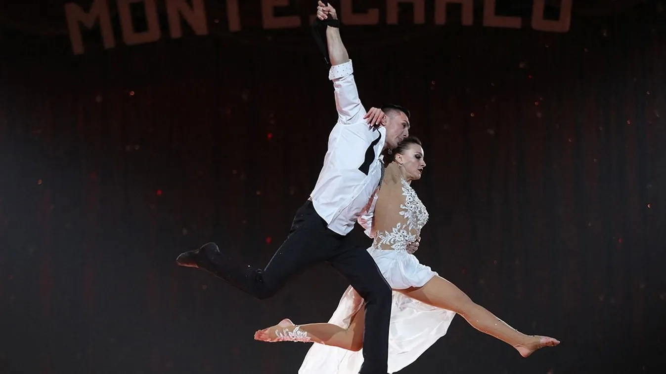 Azt mondták neki, járni se fog, most ismét a cirkusz kupolájában repül