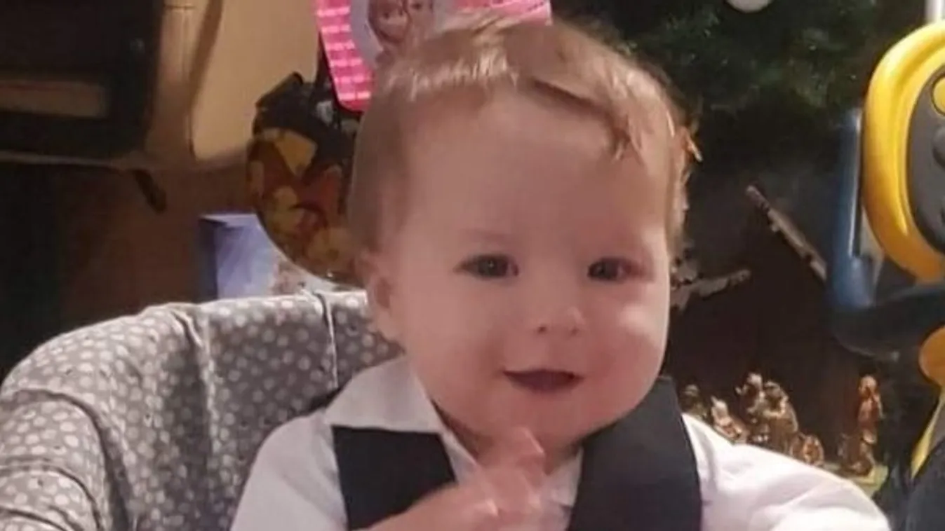 Jótékonysági aukciót tartanak egy tűzoltó gyermekének