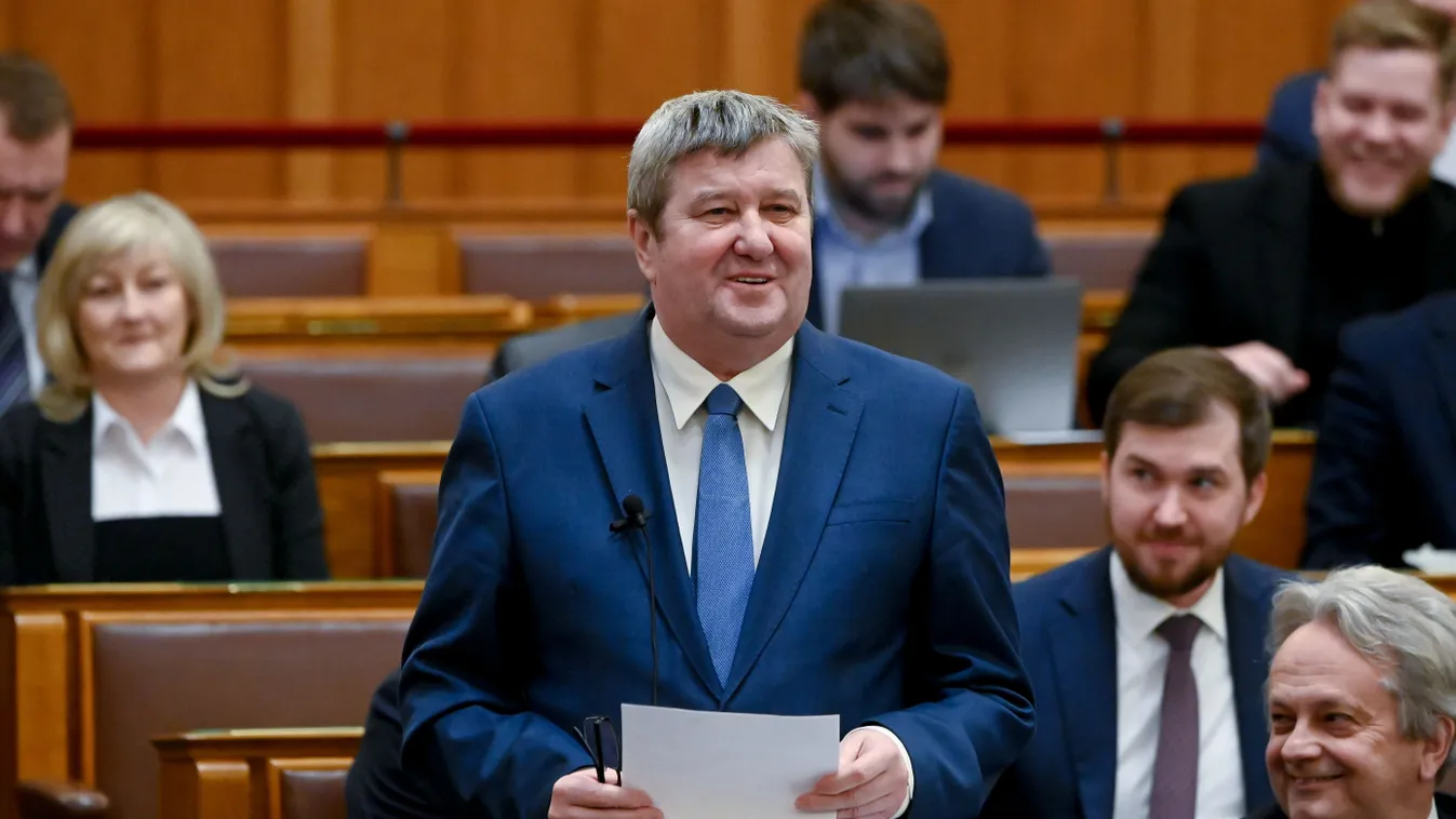 Továbbra is minden család a rezsicsökkentett árat kapja