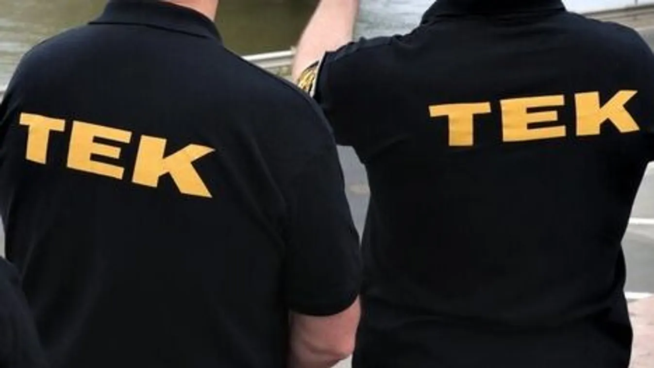 Készenlétben a TEK-esek, hogy mentsék a magyarokat