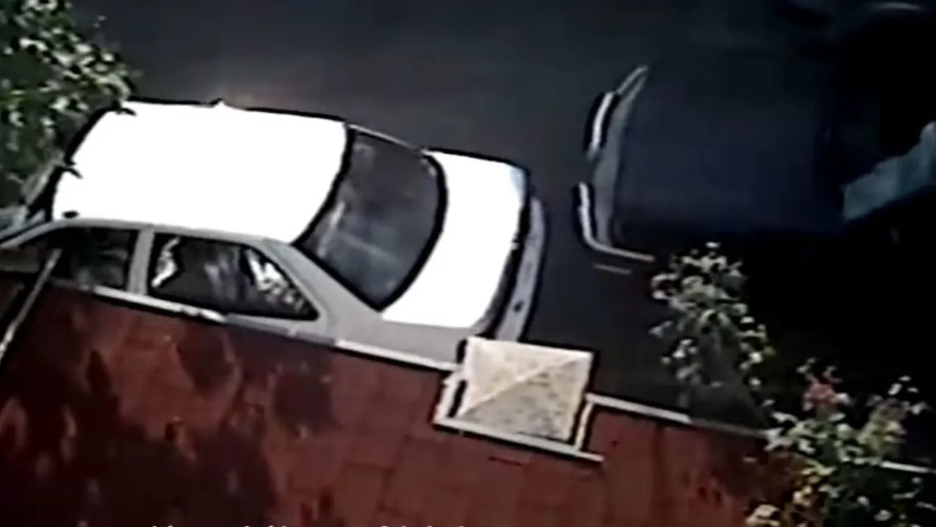 Videó buktatta le a pofátlan pécsi sofőrt