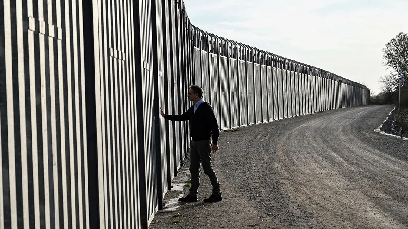 A görög miniszterelnök elárulta, hogy mi vonzza migránsokat