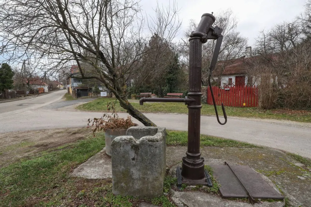 kút, fúrt kút,  kút engedélyeztetés