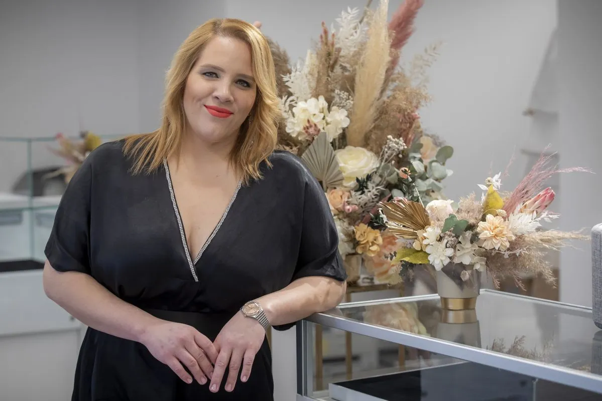 20220108,Budapest

Tóth Vera énekes koncert Eskűvőpalota megnyitón.

Fotó: Knap Zoltán (KZ)
BORS