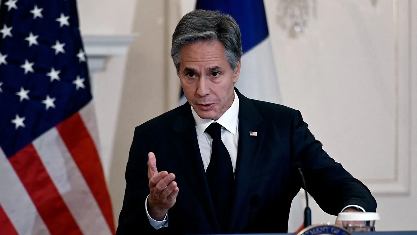 Az amerikai külügyminiszter tusolhatta el Bidenék botrányát