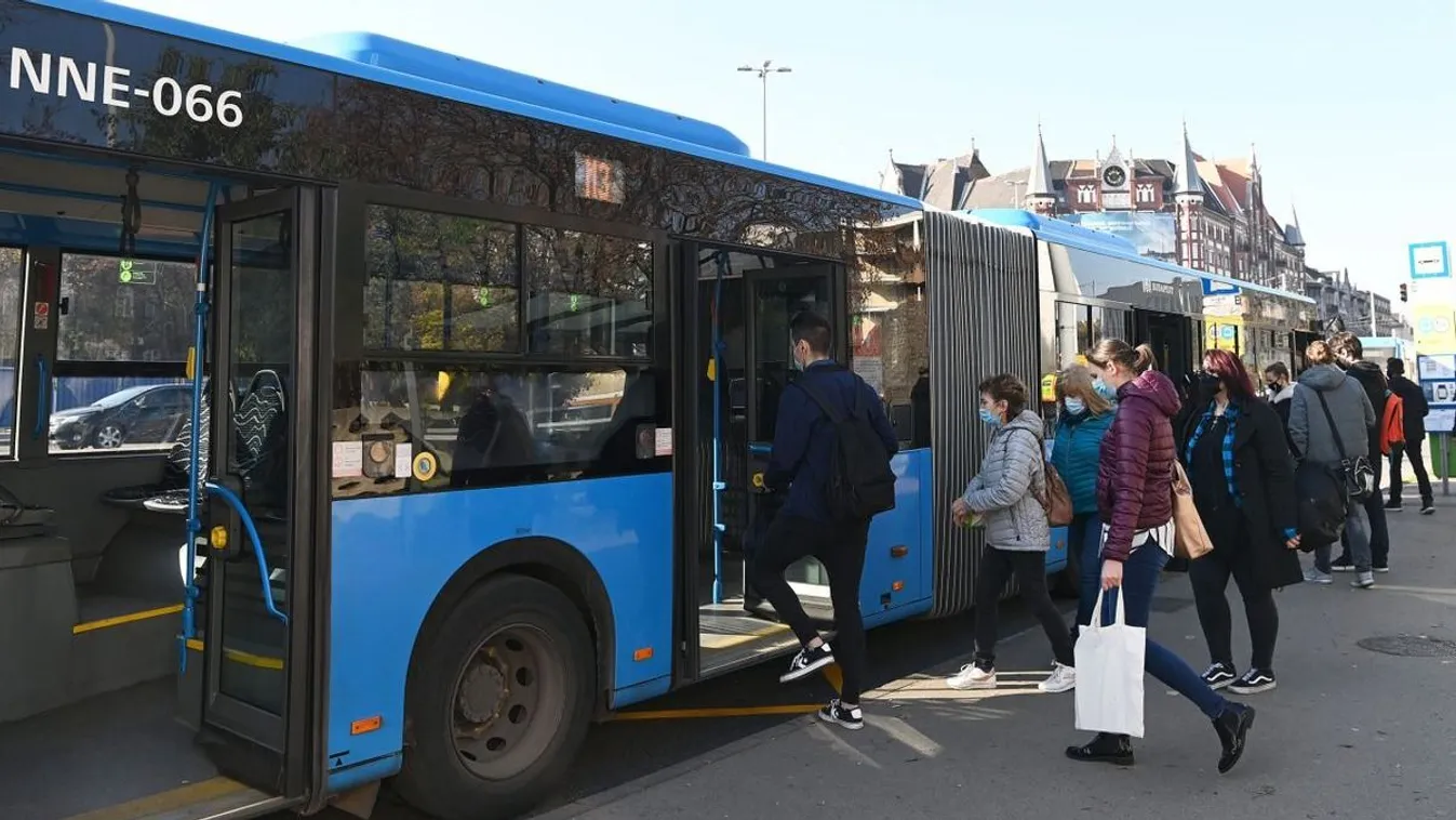  Megdöbbentő videók kerültek fel BKK buszokról a TikTok-ra
