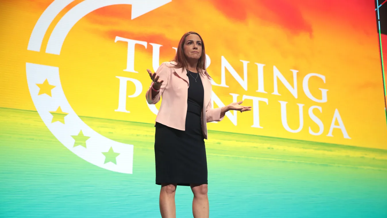 A jobboldali újságírás "nagyasszonya" érkezik Budapestre!