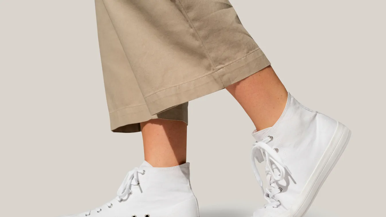 Szereted a fehér tornacipőt? Így lehet mindig tiszta