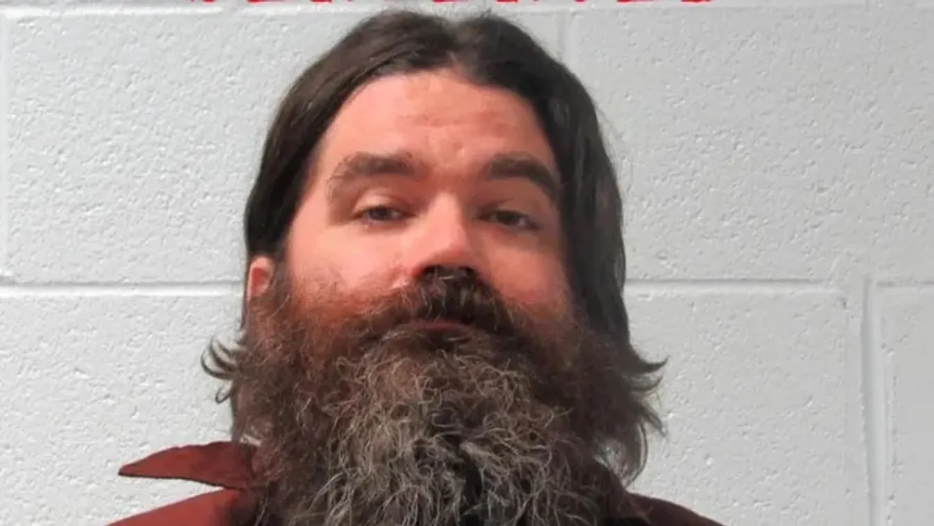 3000 év börtönre ítélték a kegyetlen pedofilt