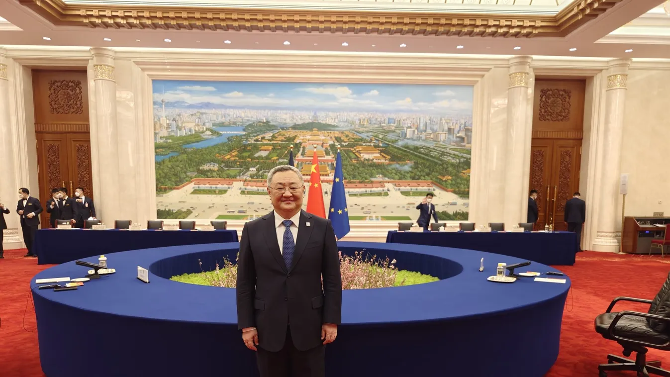 Miért kell Európának mindig az USA-ra hallgatnia?