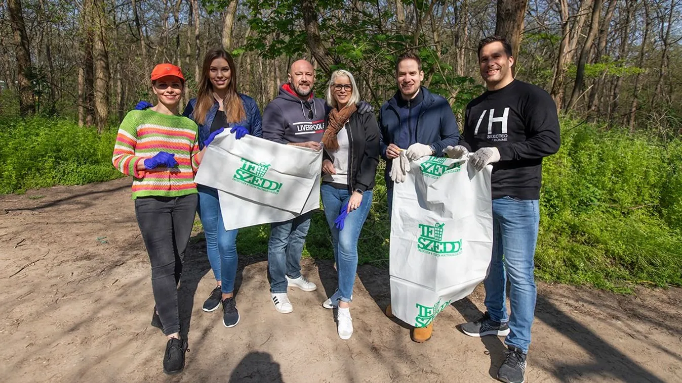 Műsorvezetők tisztították meg a szeméttől az újpalotai erdőt