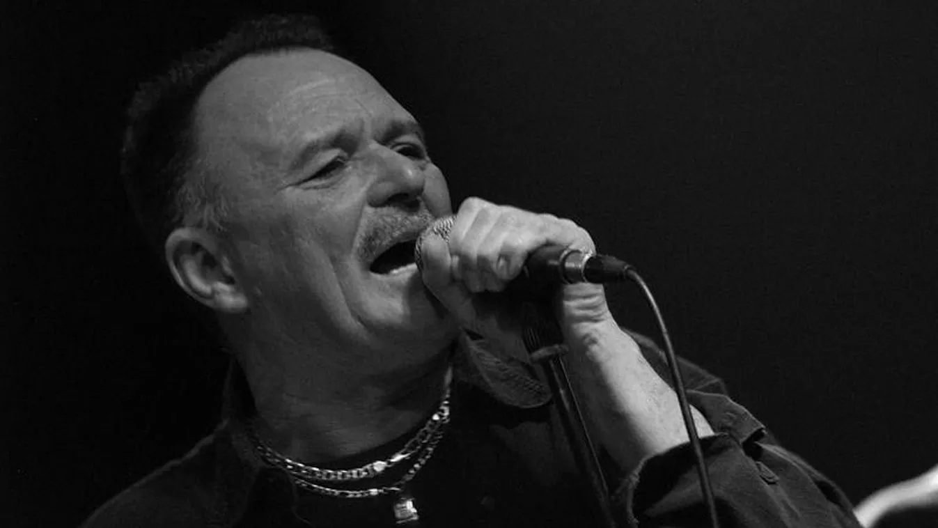 Meglepő dolgot árult el Nagy Feró az első csókjáról