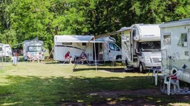 Horvátországban vagy a Balatonon olcsóbbak idén a szállások? Most kiderül!