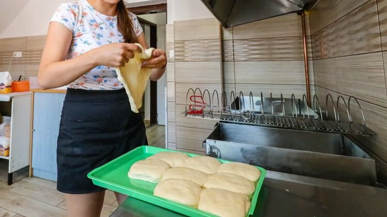 Balatoni nyári munka: ennyit fizetnek idén