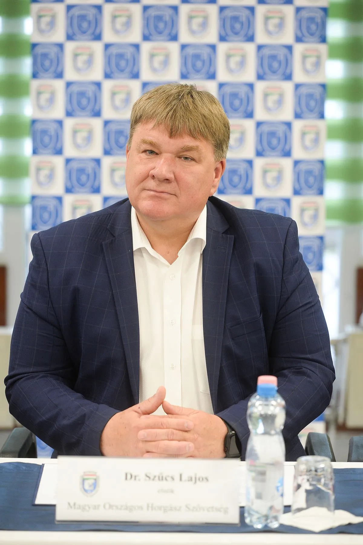 Mohosz sajtáj Nyitrai Zsolt Révész Máriusz