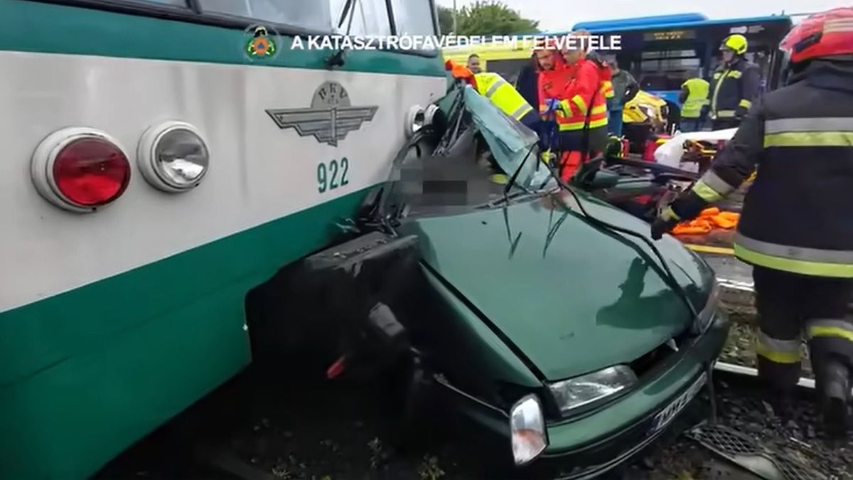 Rákosfalvi Hév-baleset: Tibike azonnal meghalt, apáért és fiáért még küzdenek