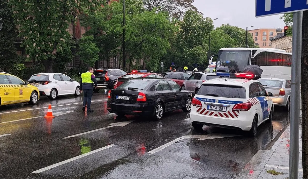 Baleset, Szél Kálmán tér