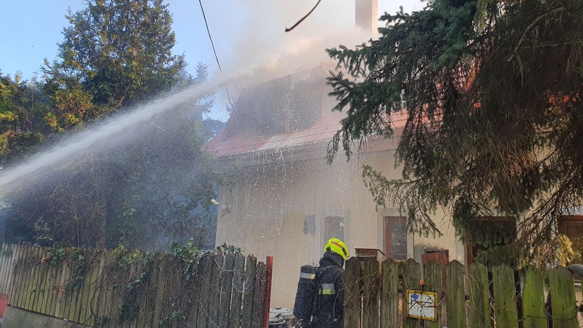 Nem vették komolyan a gyújtogatót: három generáció vesztette el mindenét a budakeszi tűzben