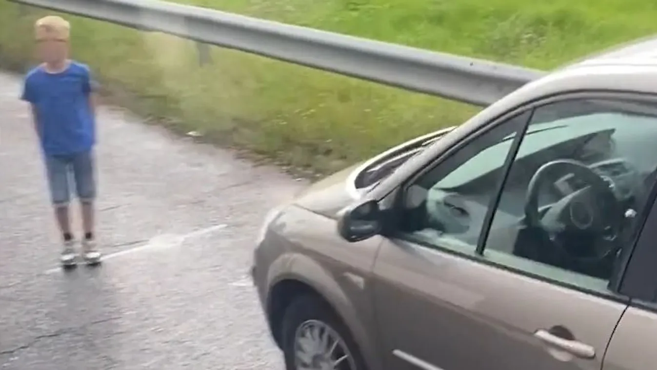 Nincs mentség arra, amit ez az apa tett a fiával az M7-esen