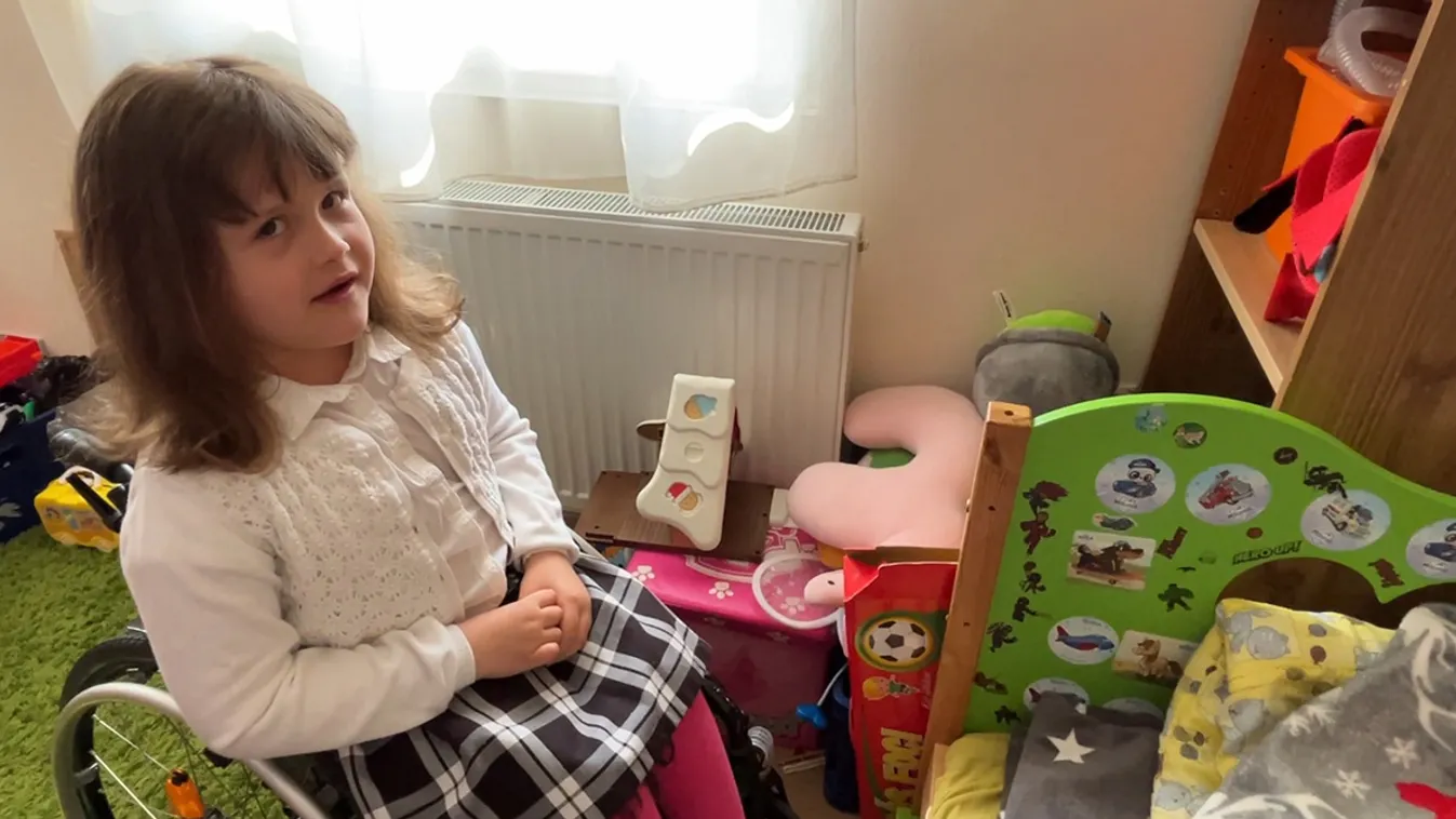 Kerekesszékben tölti napjait, mégis életvidám az SMA Lencsi