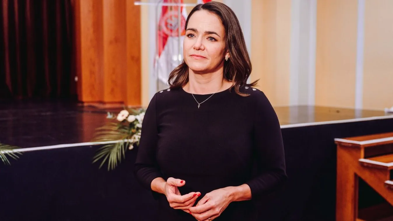 Soha nem látott fotót osztott meg magáról Novák Katalin