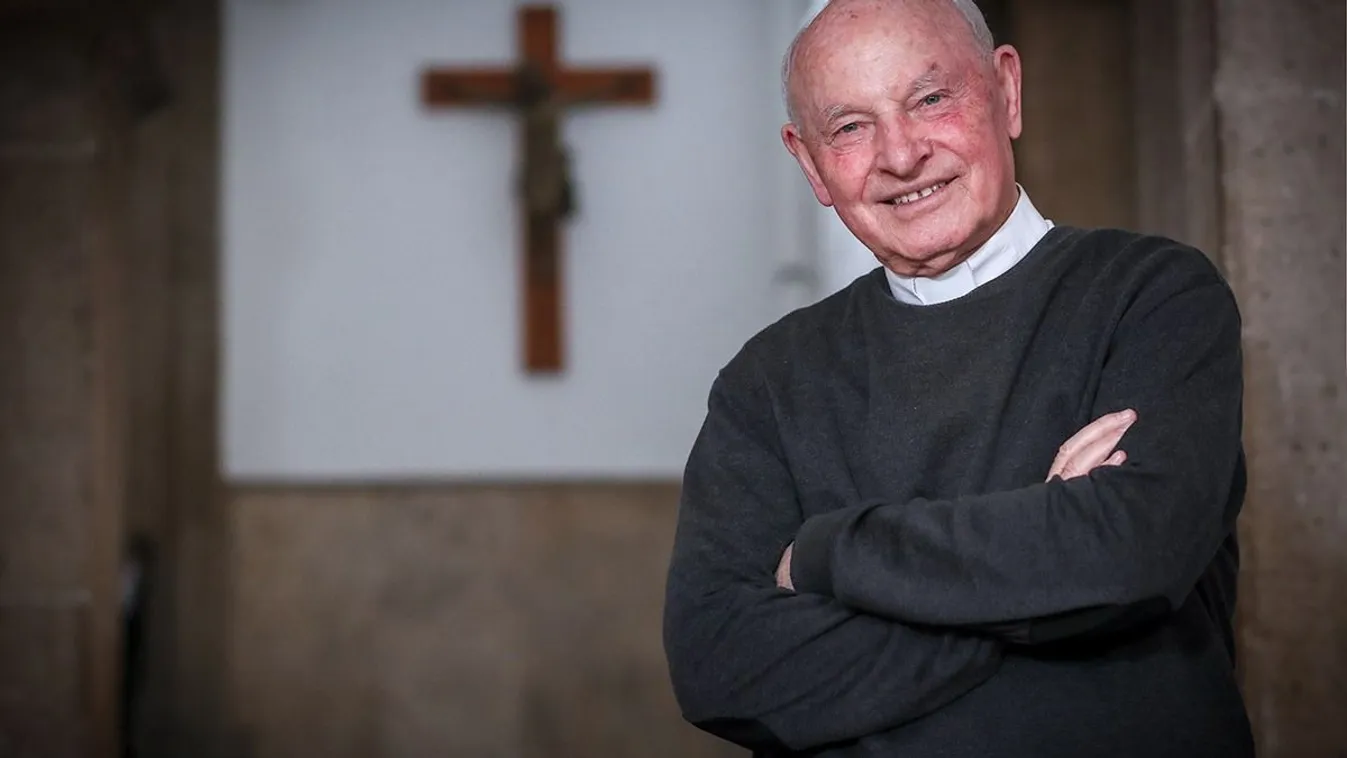 Kozma atya: Pünkösd a közös nyelv a bábeli zűrzavarban