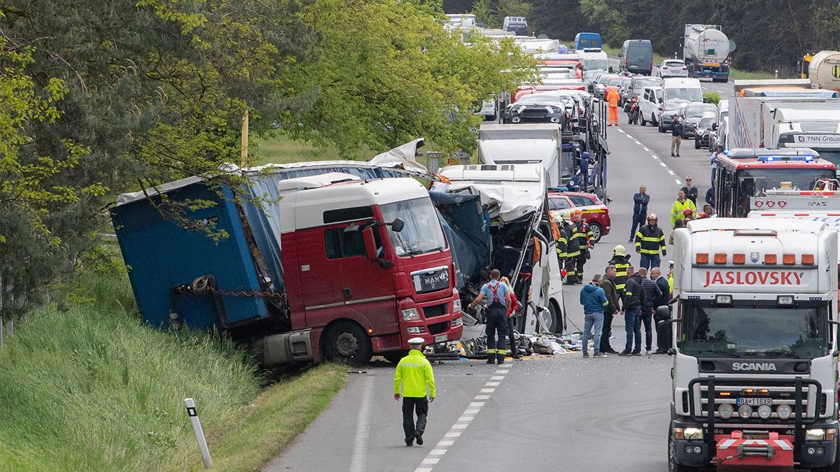 Friss hírek érkeztek a szlovákiai magyar buszbalesetről