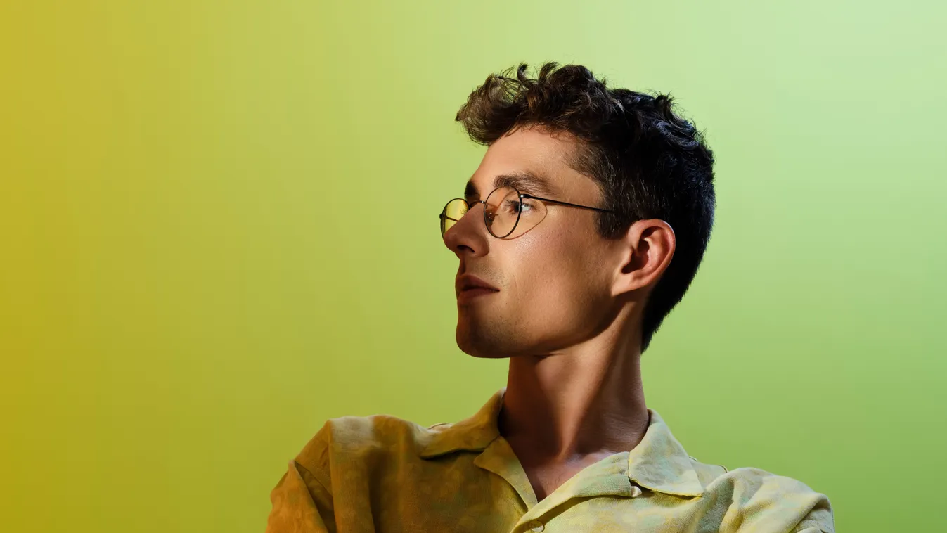 Kiderült: a királyi család kedvenc Dj-je Miskolcra érkezik