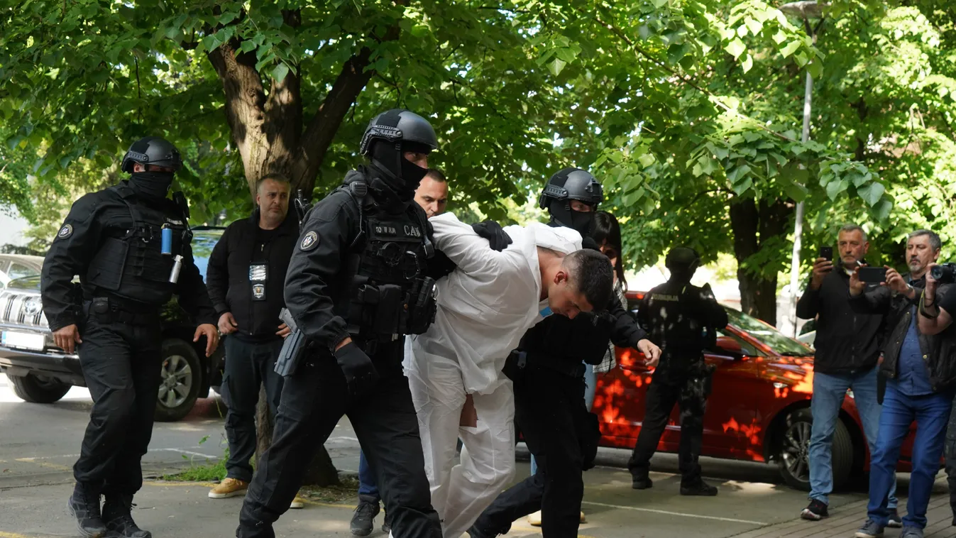 Százszámra adják le az illegális fegyvereket Szerbiában