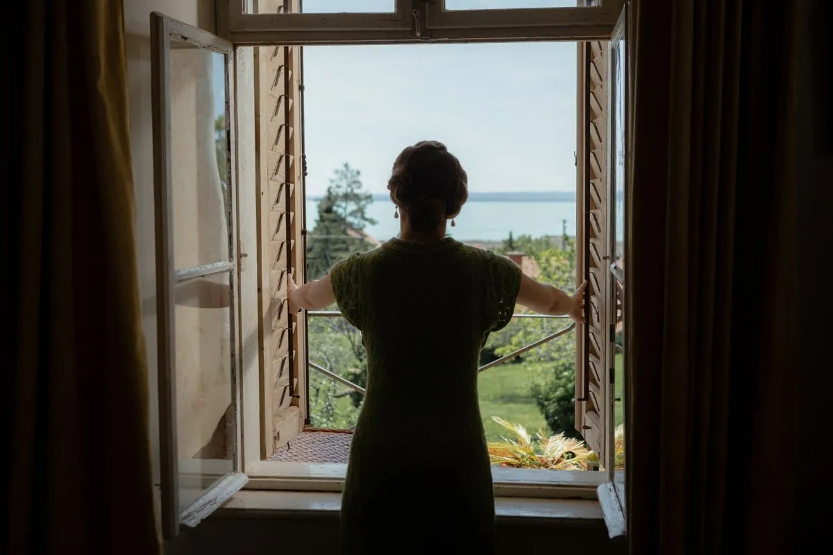 Megafilm Fehér páva