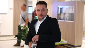 Kemény menet: Kinga kerülte L.L. Junior tekintetét a bíróságon