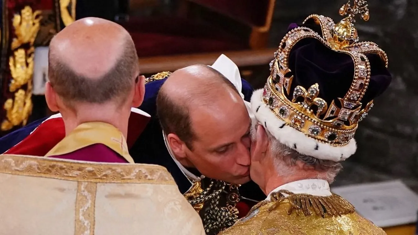 Ezt suttogta Károly király Vilmos herceg fülébe a ceremónián