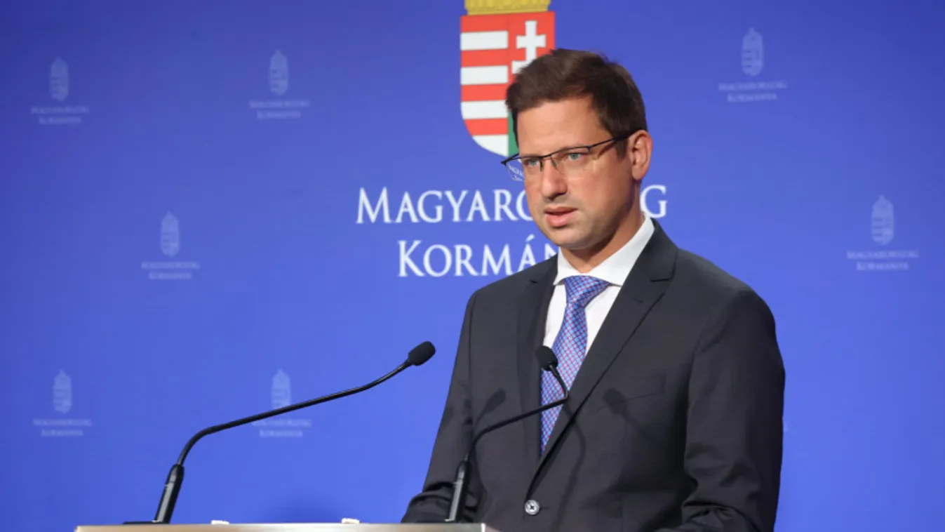 Gulyás Gergely: Háborús időben készül a költségvetés