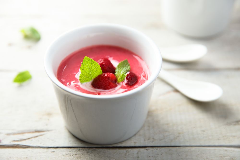 Sweet,Raspberry,Soup,With,Fresh,Mint