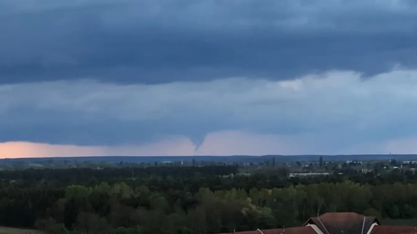 Félelmetes videó: Tornádó csapott le Szombathelyen