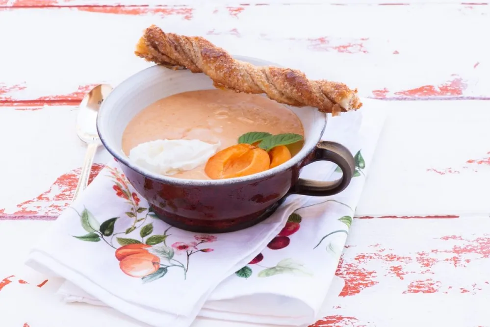 Chilled,Yogurt,And,Apricot,Soup