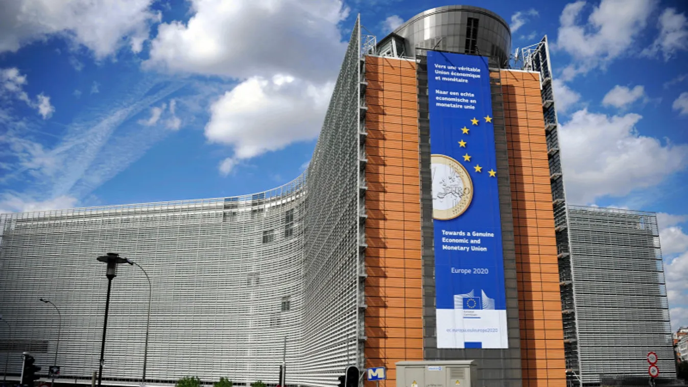 Csak jobboldali kormányokat támad az Európai Parlament