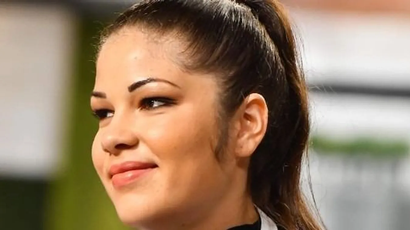 Kereste a biztos pontot Gáspár Evelin